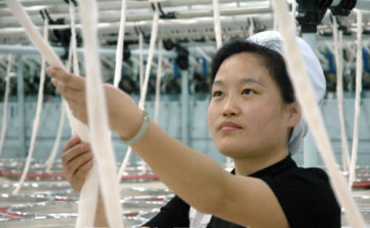 天虹纺织投资越南享有较大成本优势2012年取